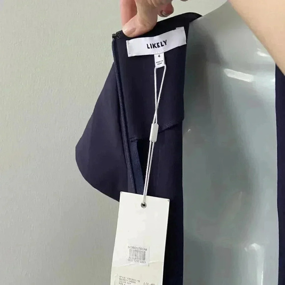NWT Likely Beckett Shortsleeve Mini Dress Navy size 4 - Picture 9 of 13